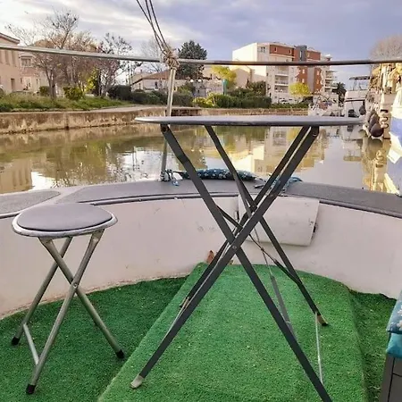 Studio Bateau Apartment *