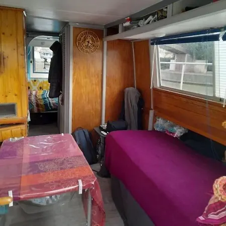 Studio Bateau Apartment